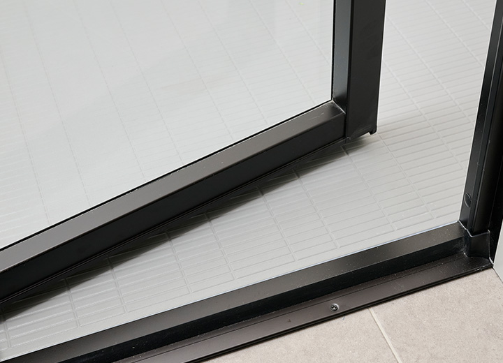 キープクリーンドア